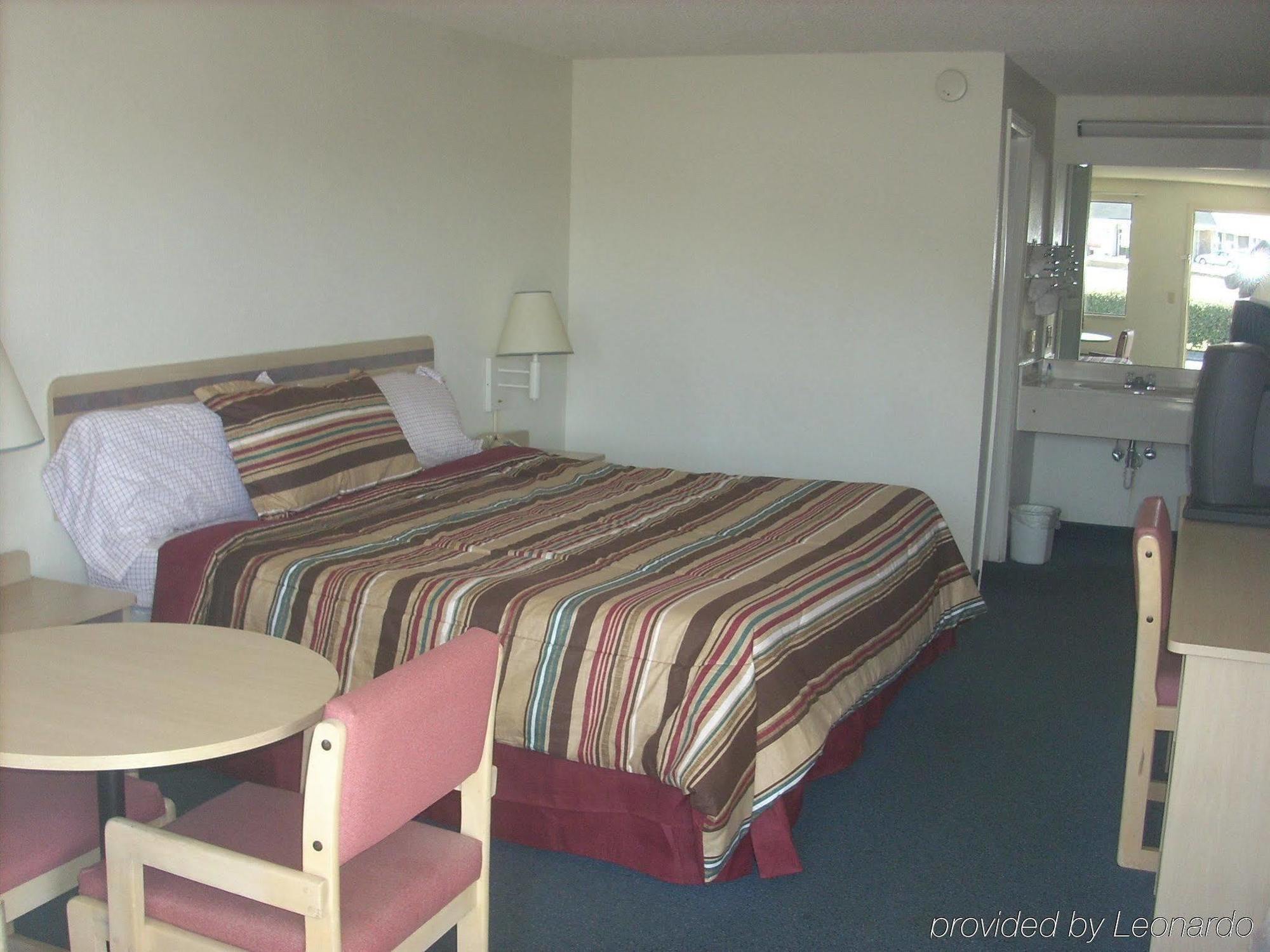 Rodeway Inn Elkton Zimmer foto